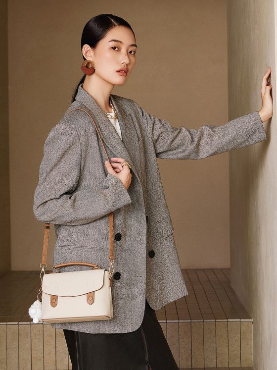 Elova Handcrafted Genuine Leather Crossbody Bag in White - E728 view 3