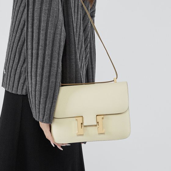 Elova Handcrafted Genuine Leather - Crossbody Bag in Black - E482 view 4