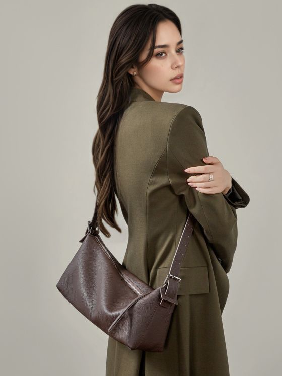 Elova Handcrafted Genuine Leather Nobo Crossbody Bag in Black - E805 view 2