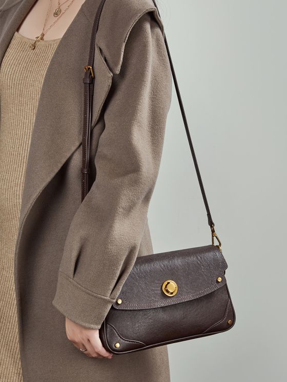 Elova Handcrafted Genuine Leather Crossbody Bag in Black - E796 view 4