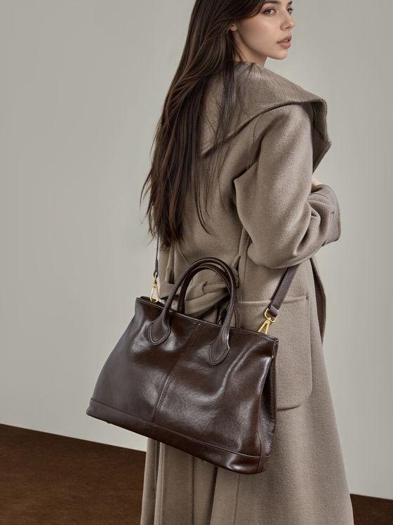 Elova Handcrafted Genuine Leather Crossbody Bag in Black - E803 view 4