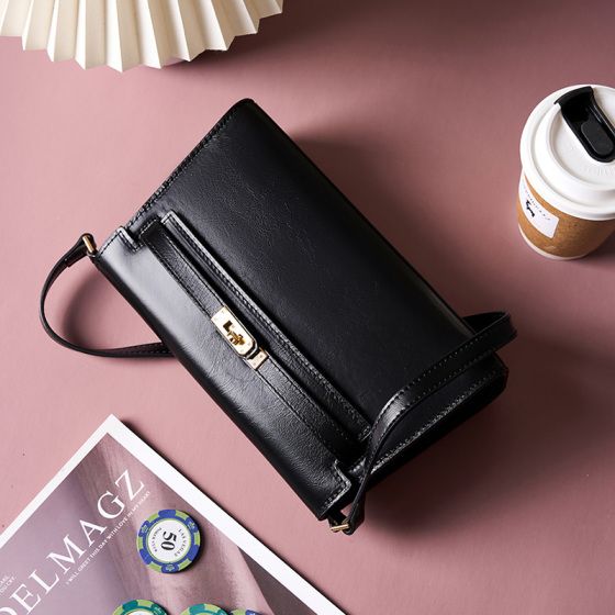 Elova Handcrafted Genuine Leather Bag in Black - E395 view 4