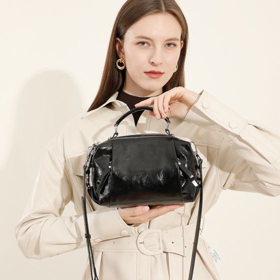 Elova Handcrafted Genuine Leather Bag in Black - E579 view 4