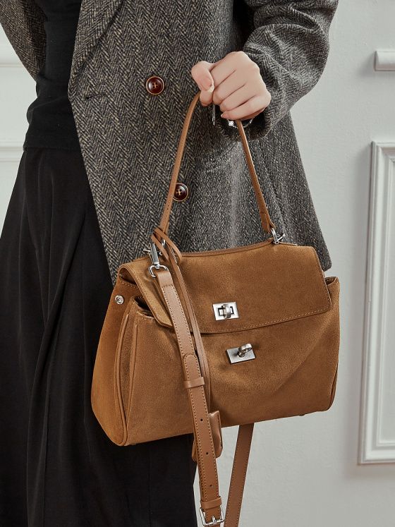 Elova Handcrafted Genuine Leather Crossbody Bag in Black - E784 view 8