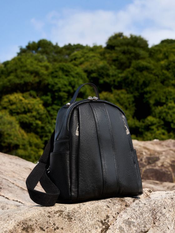 Elova Handcrafted Genuine Leather Backpack in Black - E609 view 5