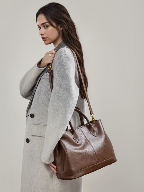 Elova Handcrafted Genuine Leather Crossbody Bag in Black - E803 view 5