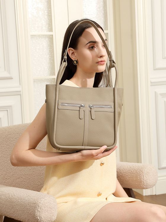 Elova Handcrafted Genuine Leather Crossbody Bag in Black - E692 view 3