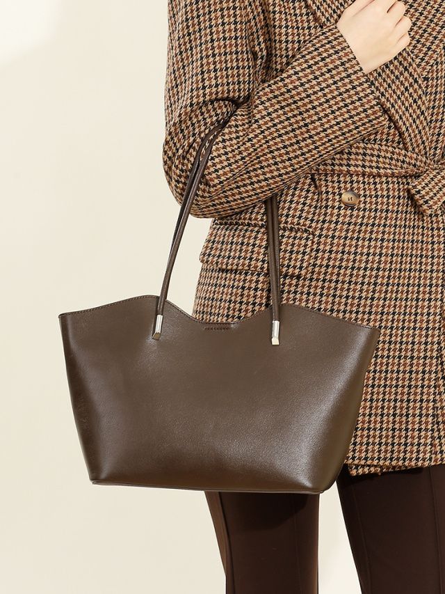 Elova Handcrafted Genuine Leather Tote Bag in Black - E578 view 8