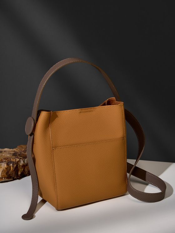 Elova Handcrafted Genuine Leather Crossbody Bag in Black - E289 view 7