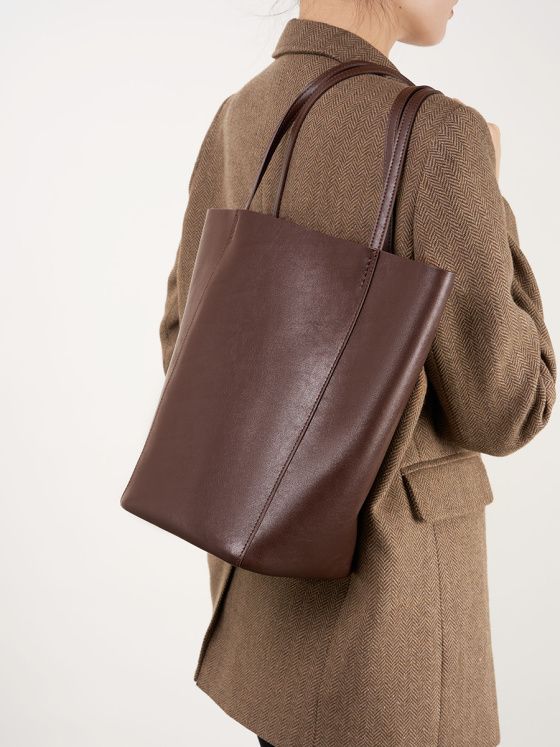 Elova Handcrafted Genuine Leather Tote Bag in Black - E238 view 2