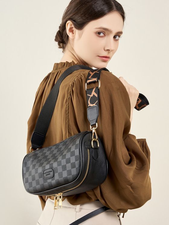 Elova Handcrafted Genuine Leather Crossbody Bag in Black - E372 view 3