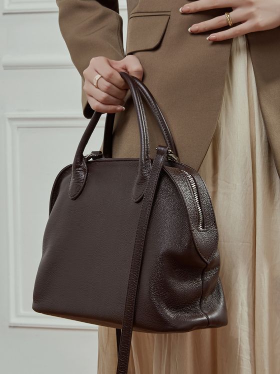 Elova Handcrafted Genuine Leather Shoulder Bag in Black - E758 view 2