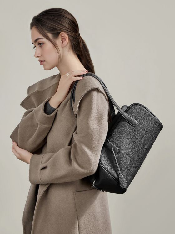 Elova Handcrafted Genuine Leather Tote Bag in Black - E807 view 3