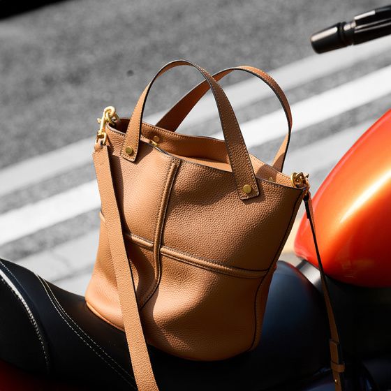 Elova Handcrafted Genuine Leather Crossbody Bag in Black - E373 view 3