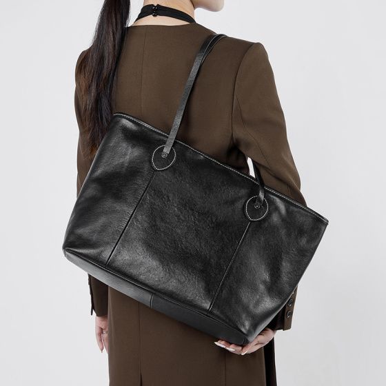 Elova Handcrafted Genuine Leather Tote Bag in Black - E513 view 6
