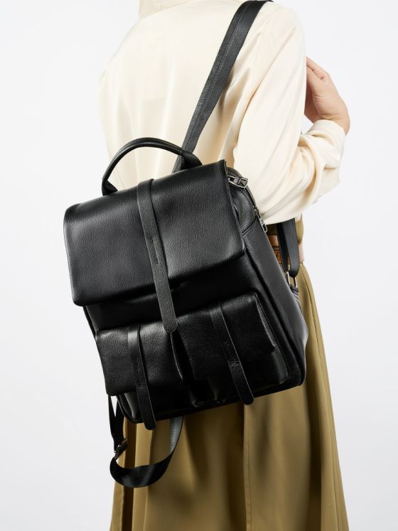 Elova Handcrafted Genuine Leather Backpack in Black - E602 view 3