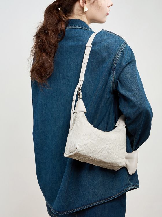 Elova Handcrafted Genuine Leather Crossbody Bag in Black - E197 view 2