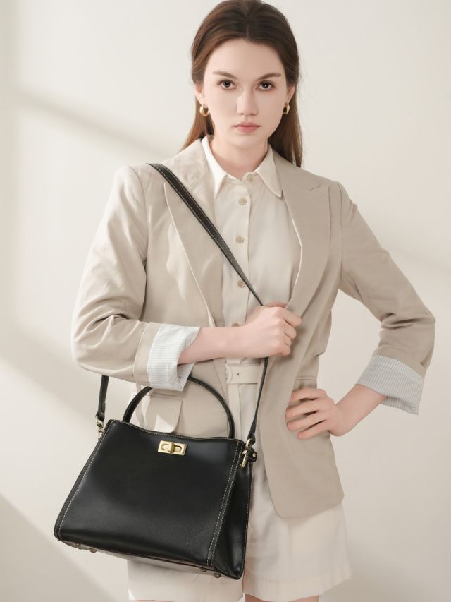 Elova Handcrafted Genuine Leather Crossbody Bag in Black - E634 view 8