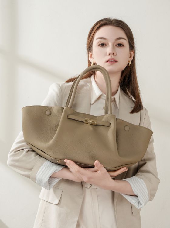 Elova Handcrafted Genuine Leather Tote Bag in Black - E621 view 3