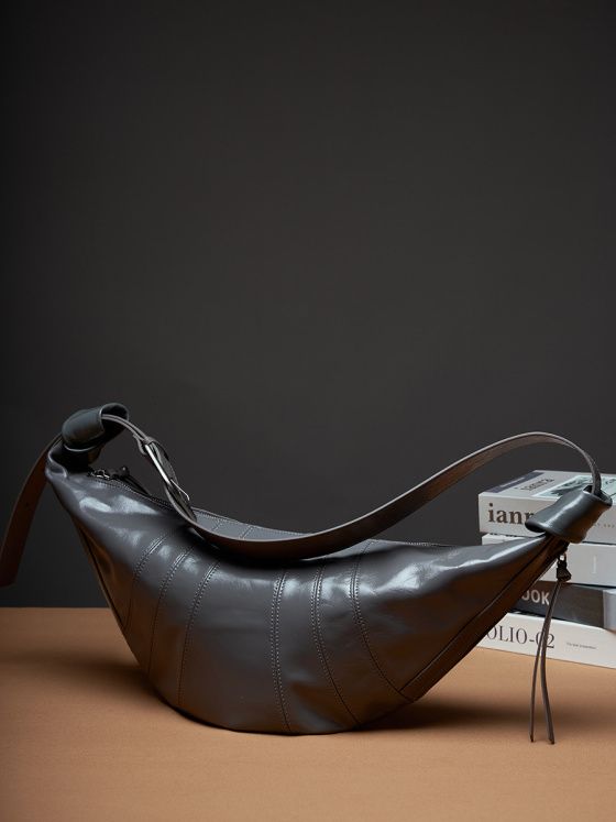 Elova Handcrafted Genuine Leather Crossbody Bag in Black - E208 view 7