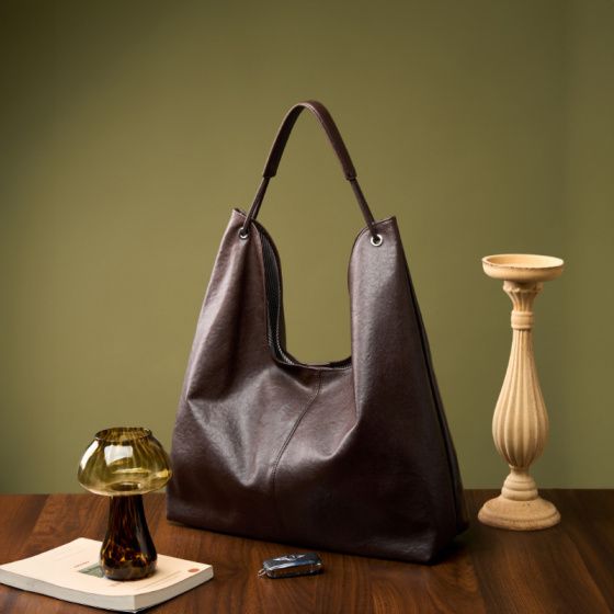 Elova Handcrafted Genuine Leather Tote Bag in Black - E548 view 6