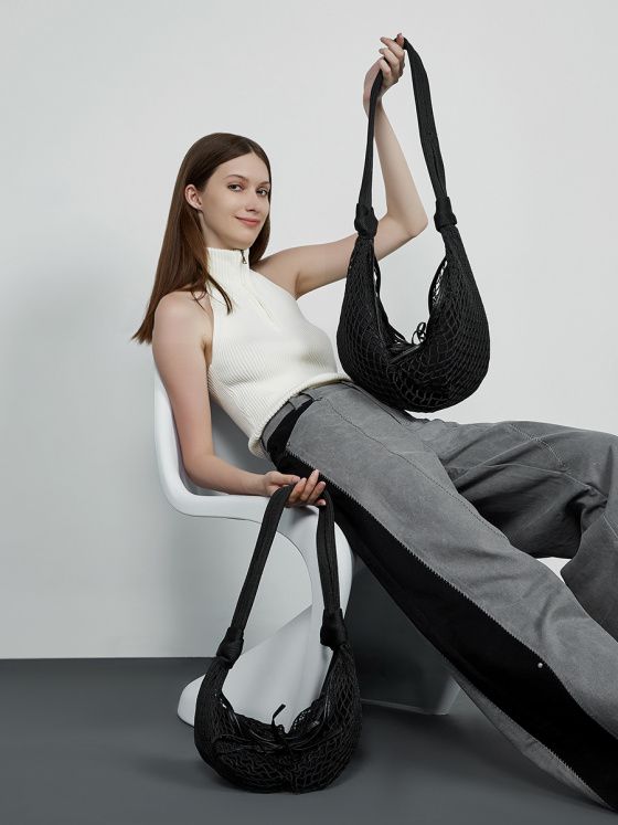 Elova Handcrafted Genuine Leather Bag in Black - E663 view 5