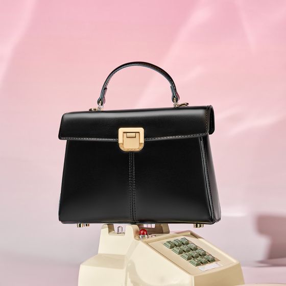 Elova Handcrafted Genuine Leather Crossbody Bag in Black - E308 view 7