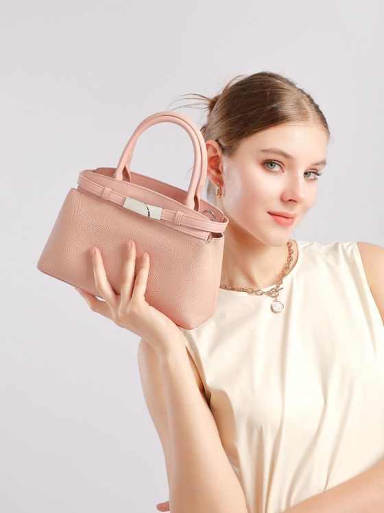 Elova Handcrafted Genuine Leather Crossbody Bag in Black - E710 view 3