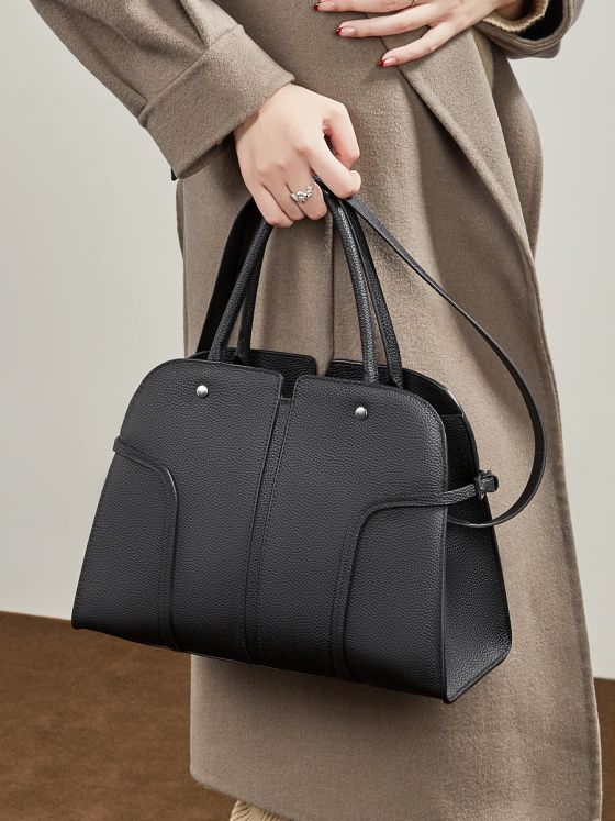 Elova Handcrafted Genuine Leather Crossbody Bag in Black - E806 view 7