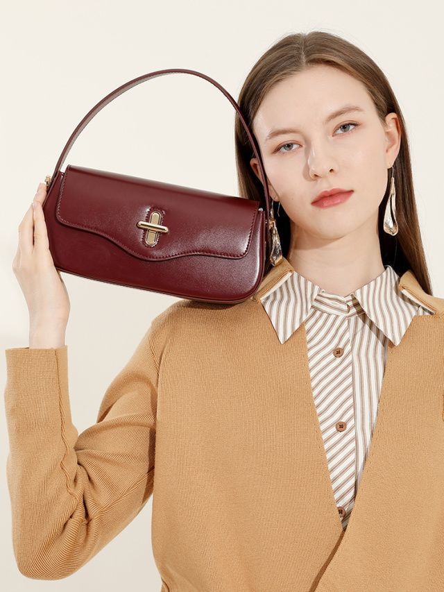 Elova Handcrafted Genuine Leather Bag in Black - E581 view 7