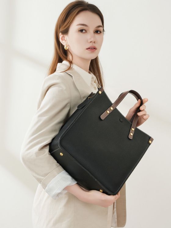 Elova Handcrafted Genuine Leather Tote Bag in Black - E633 view 5