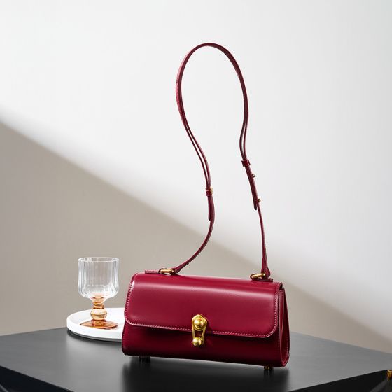 Elova Handcrafted Genuine Leather Crossbody Bag in Black - E402 view 5