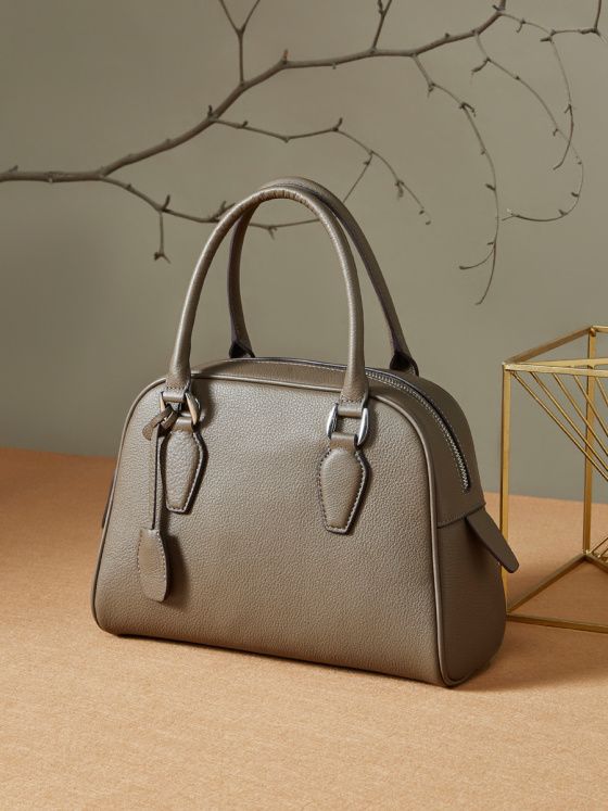 Elova Handcrafted Genuine Leather Bag in Black - E479 view 4