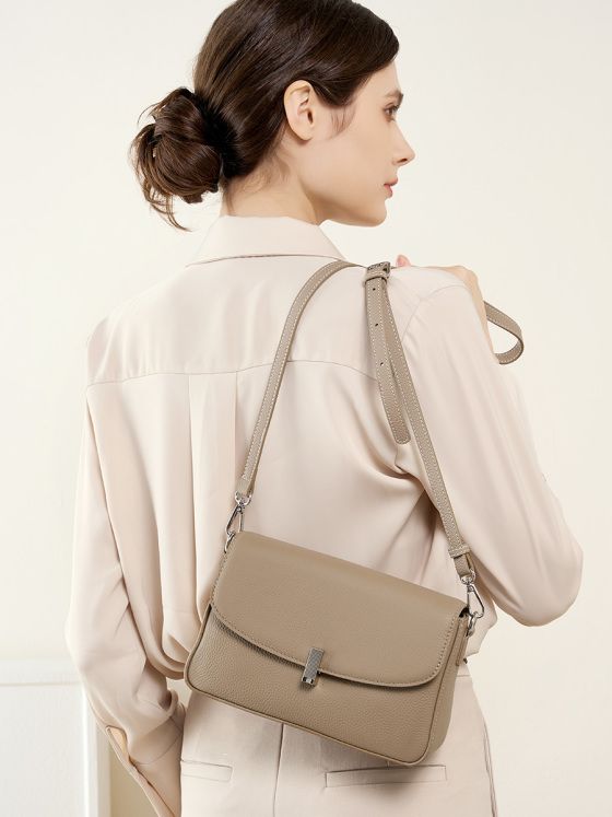 Elova Handcrafted Genuine Leather Crossbody Bag in Black - E369 view 2