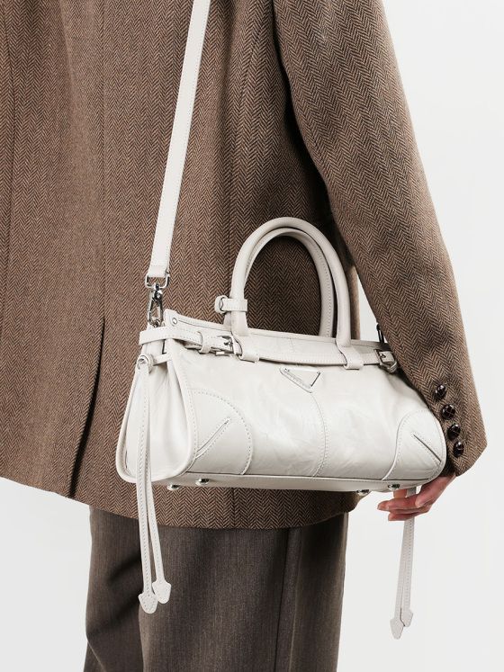 Elova Handcrafted Genuine Leather Bag in Black - E350 view 3