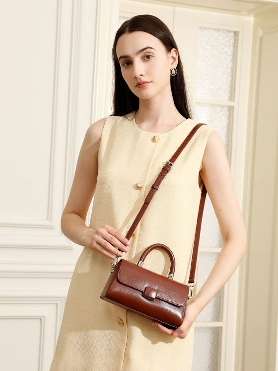 Elova Handcrafted Genuine Leather Crossbody Bag in Black - E679 view 2