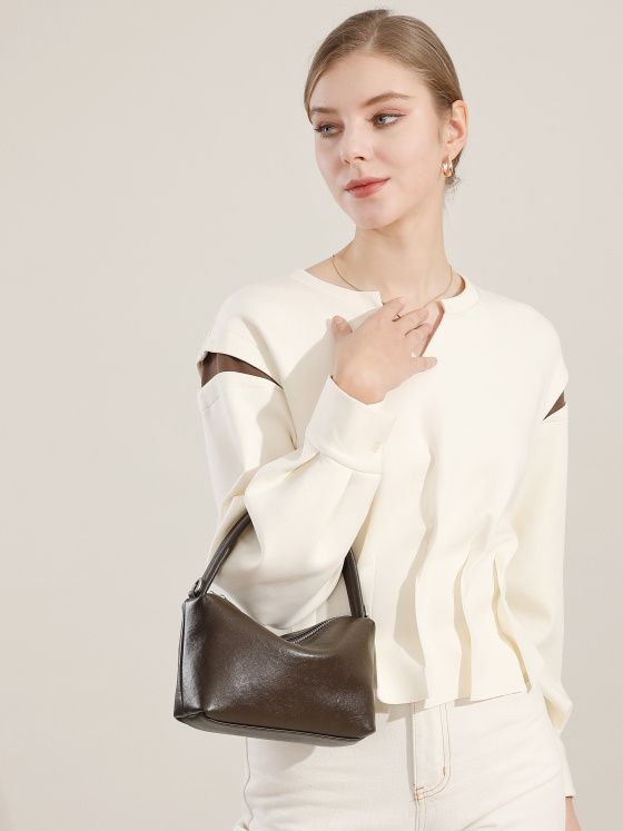 Elova Handcrafted Genuine Leather Crossbody Bag in Black - E595 view 3