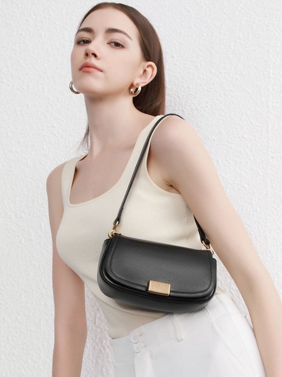 Elova Handcrafted Genuine Leather Crossbody Bag in Black - E290 view 3