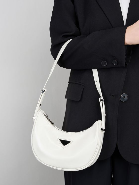 Elova Handcrafted Genuine Leather Crossbody Bag in Black - E379 view 3