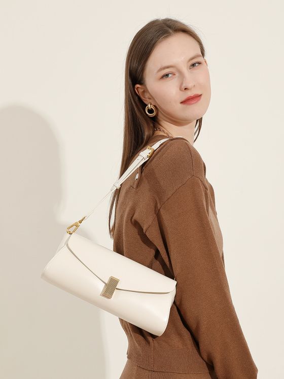 Elova Handcrafted Genuine Leather Crossbody Bag in Black - E635 view 7