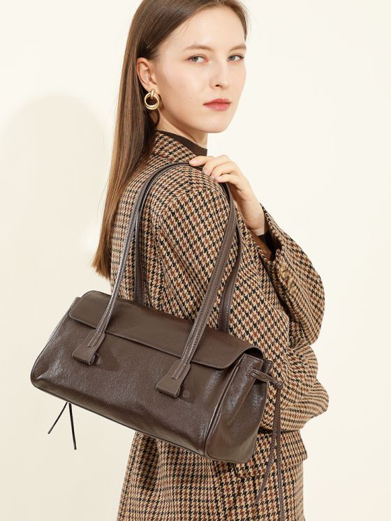 Elova Handcrafted Genuine Leather Bag in Black - E569 view 5