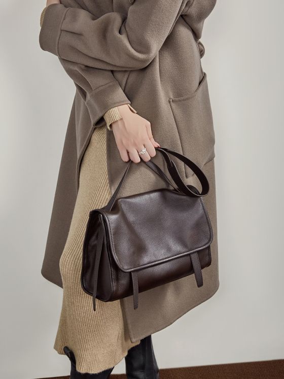 Elova Handcrafted Genuine Leather Crossbody Bag in Black - E810 view 6