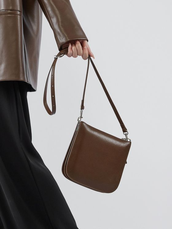 Elova Handcrafted Genuine Leather Crossbody Bag in Black - E480 view 8