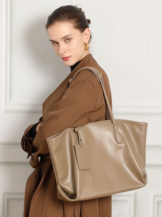 Elova Handcrafted Genuine Leather Tote Bag in Black - E751 view 7