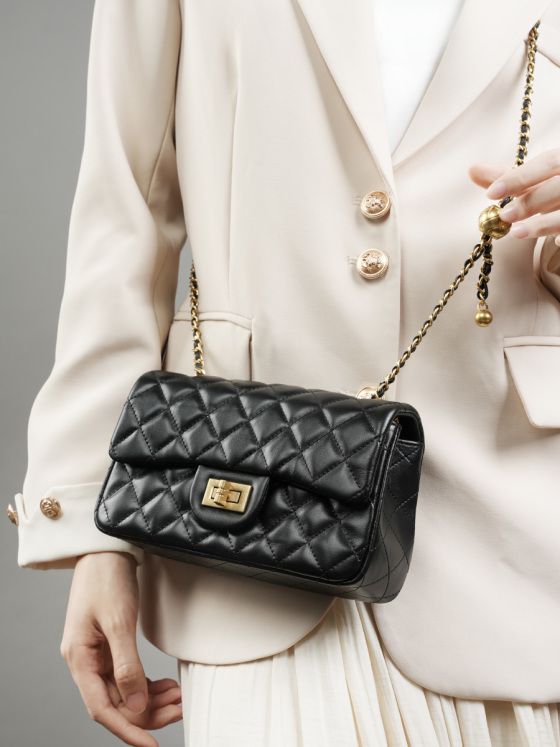 Elova Handcrafted Genuine Leather Crossbody Bag in Black - E456 view 3