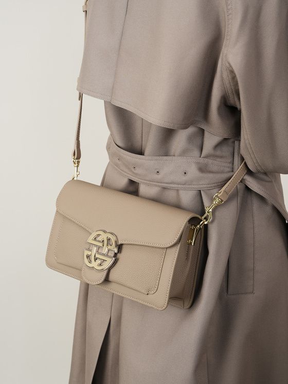 Elova Handcrafted Genuine Leather Crossbody Bag in Black - E267 view 3