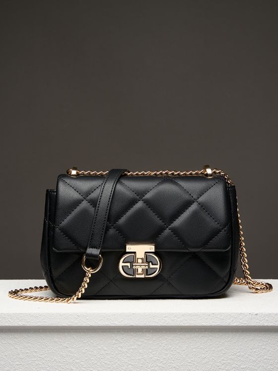 Elova Handcrafted Genuine Leather Crossbody Bag in Black - E375