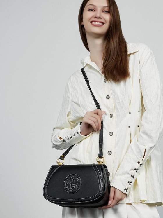 Elova Handcrafted Genuine Leather Crossbody Bag in Black - E645 view 5