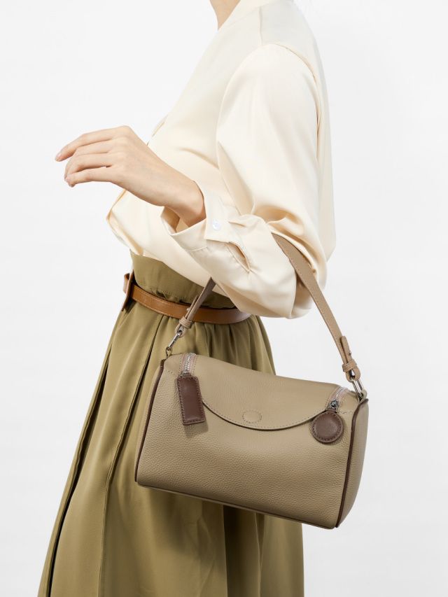 Elova Handcrafted Genuine Leather Crossbody Bag in Black - E600 view 8