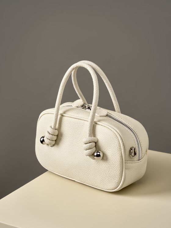 Elova Handcrafted Genuine Leather Crossbody Bag in Black - E423 view 7